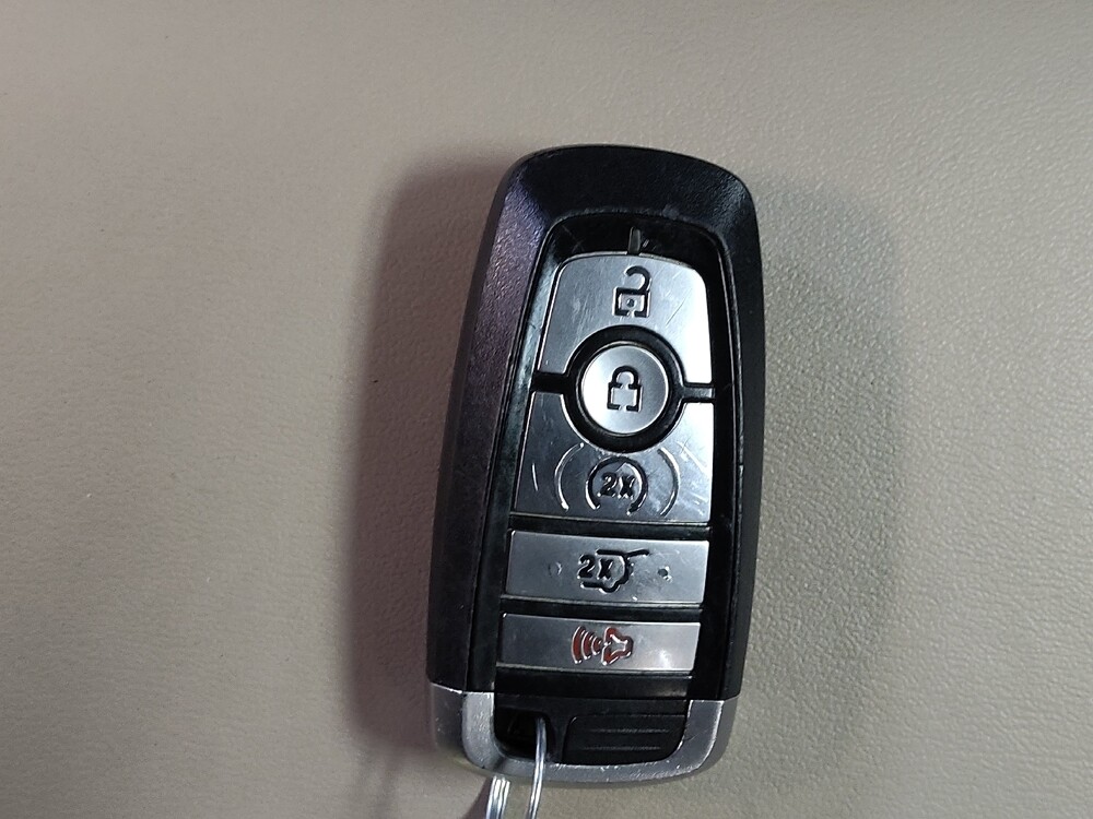 2021 Ford Explorer in Lakeland, FL 33815 - 18112650 32