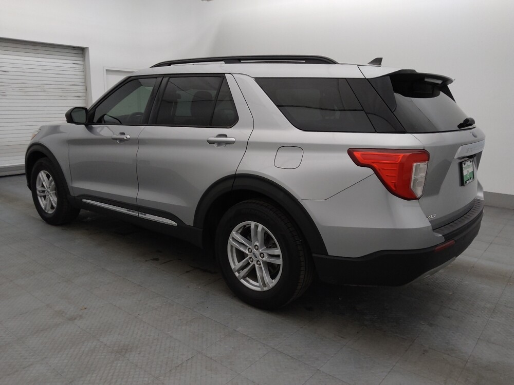 2021 Ford Explorer in Lakeland, FL 33815 - 18112650 3