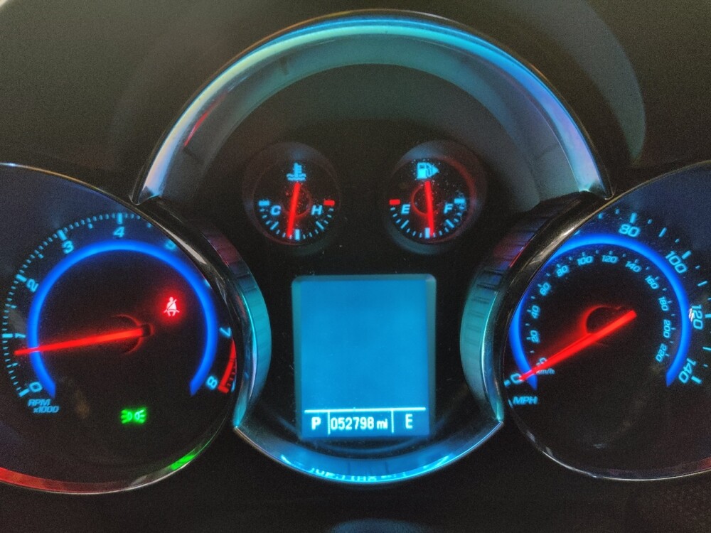 2016 Chevrolet Cruze in Tampa, FL 33612 - 18112654 23