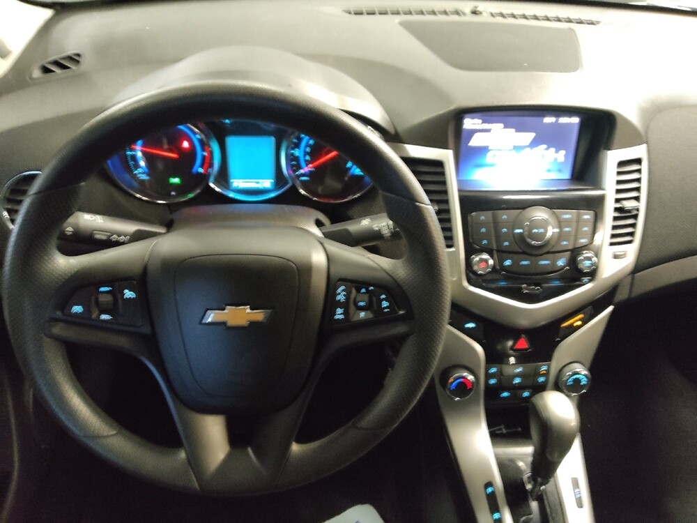 2016 Chevrolet Cruze in Tampa, FL 33612 - 18112654 22