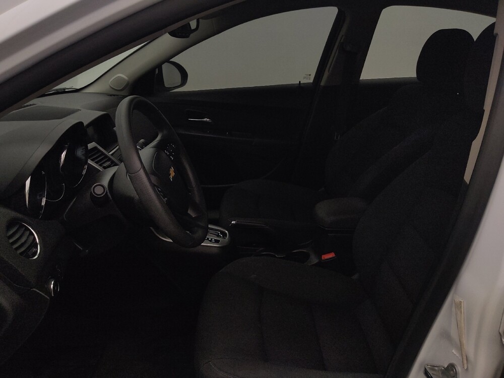 2016 Chevrolet Cruze in Tampa, FL 33612 - 18112654 17