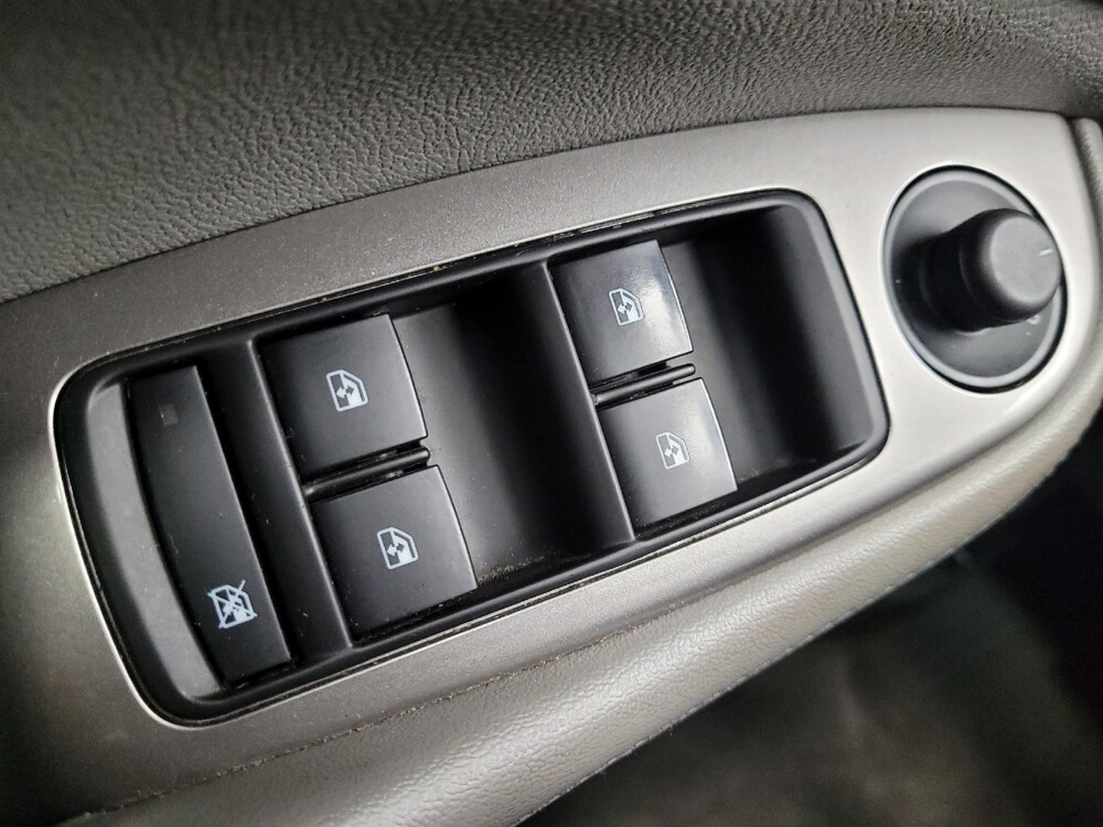 2015 Chevrolet Malibu in Las Vegas, NV 89104 - 18112659 27