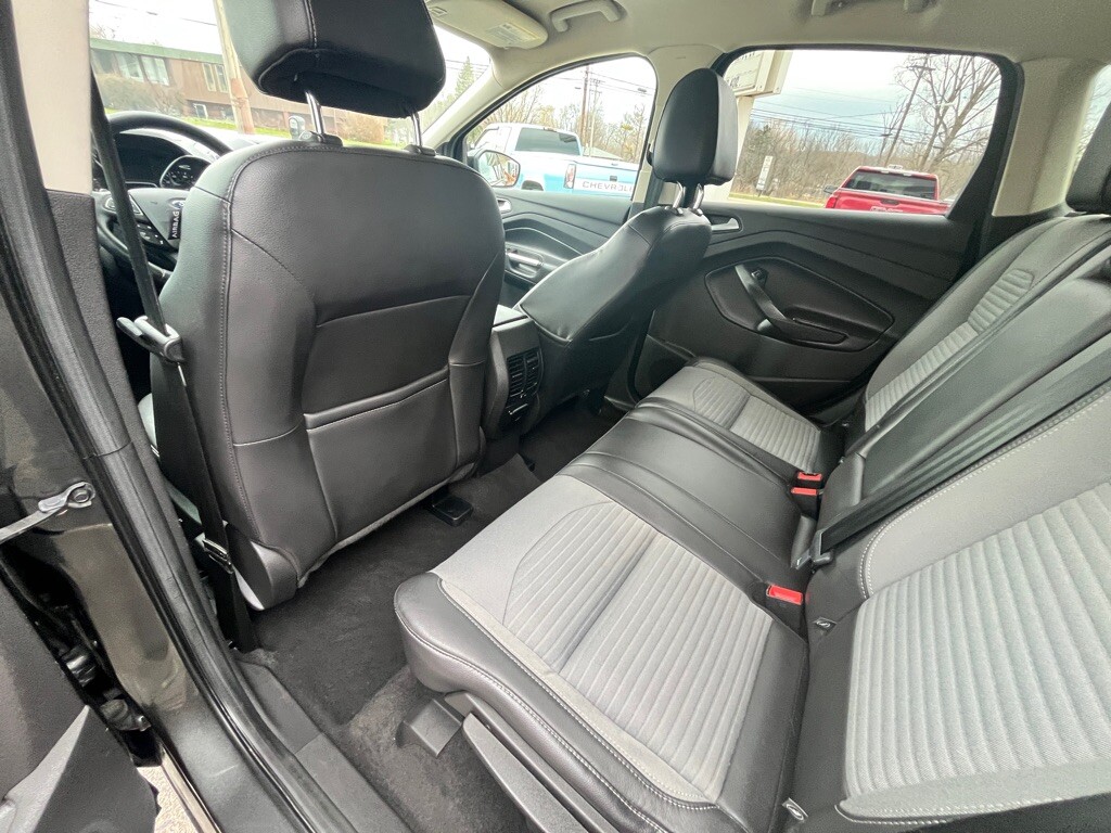 2017 Ford Escape in Fairview, PA 16415 - 18112664 4