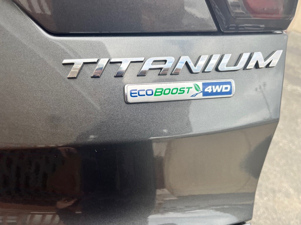 2017 Ford Escape in Fairview, PA 16415 - 18112664 6