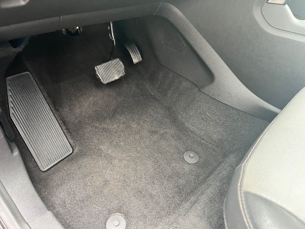 2017 Ford Escape in Fairview, PA 16415 - 18112664 13