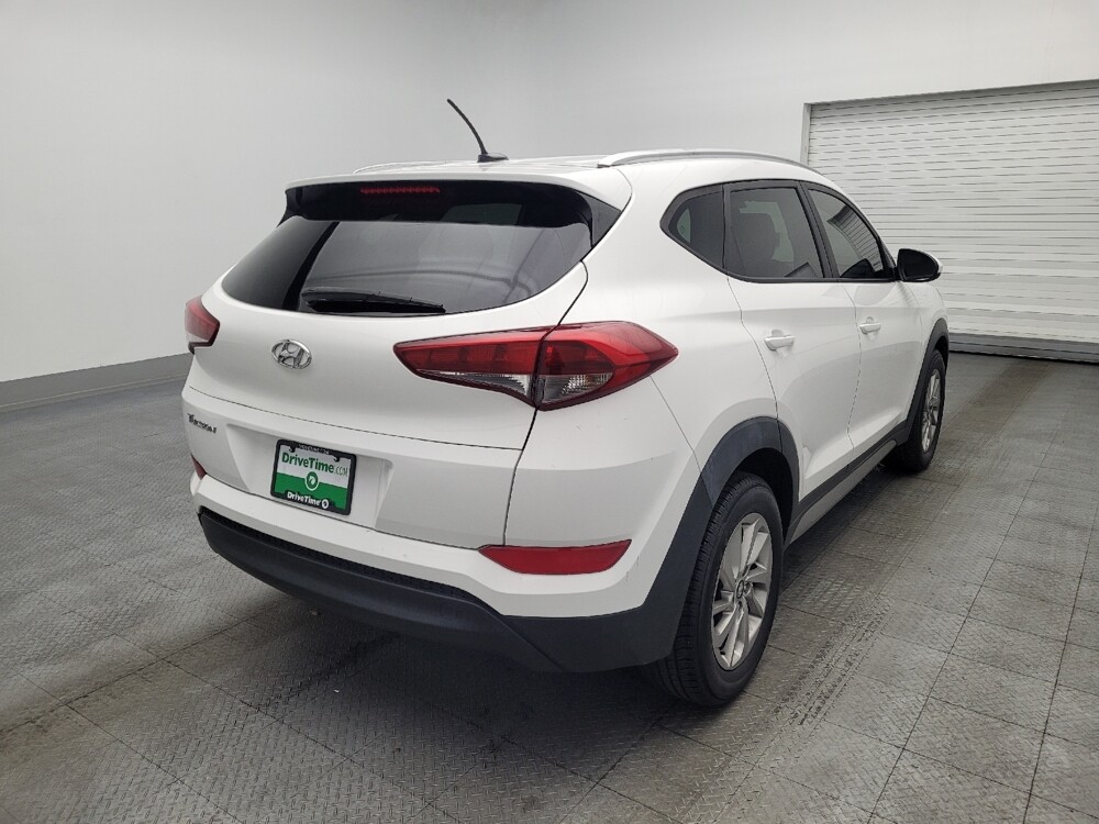 2017 Hyundai Tucson in Lauderdale Lakes, FL 33313 - 18112695 9
