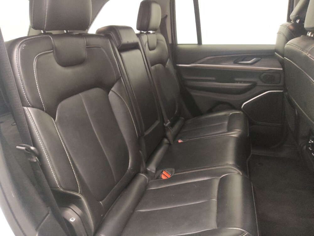 2022 Jeep Grand Cherokee in Orlando, FL 32808 - 18112696 19