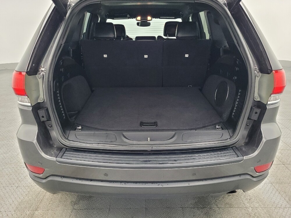 2019 Jeep Grand Cherokee in Jacksonville, FL 32210 - 18112699 29