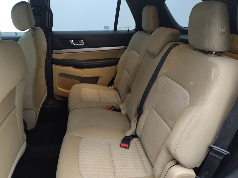 2017 Ford Explorer in Pensacola, FL 32505 - 18112700 18