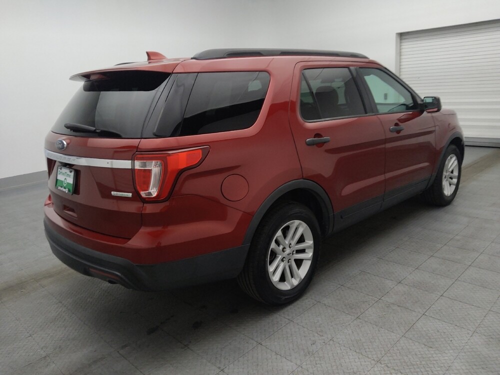 2017 Ford Explorer in Pensacola, FL 32505 - 18112700 10
