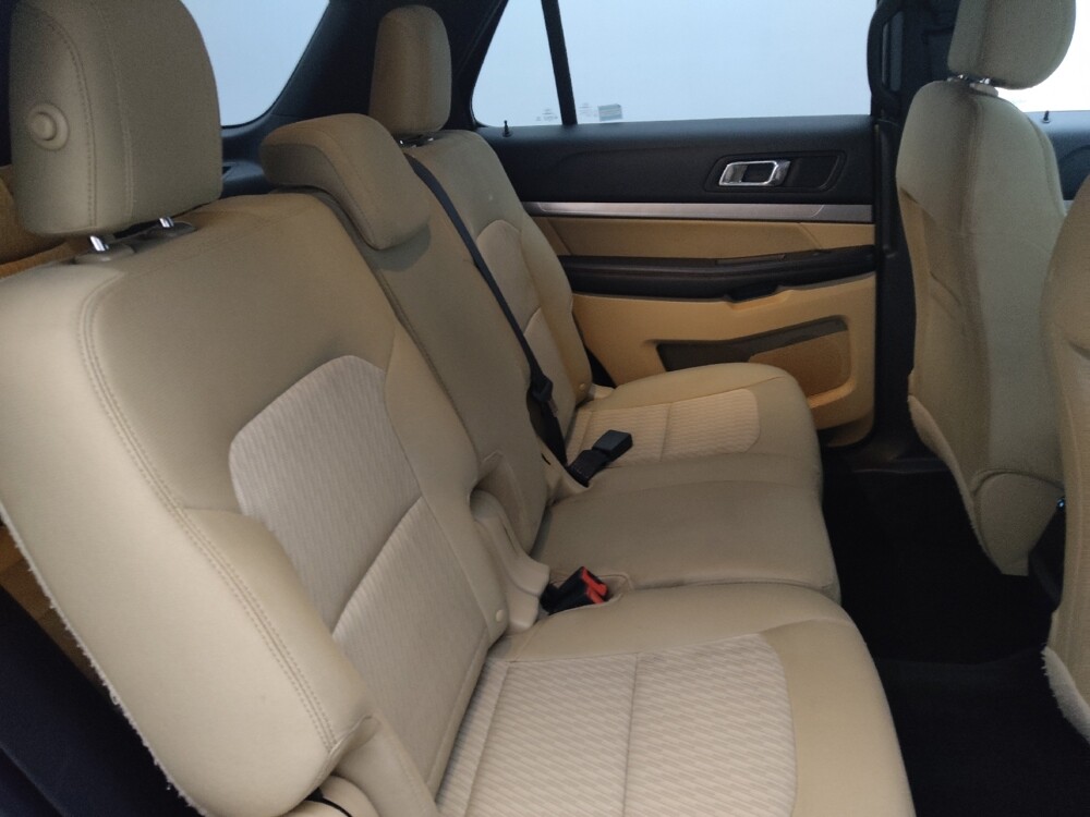 2017 Ford Explorer in Pensacola, FL 32505 - 18112700 19