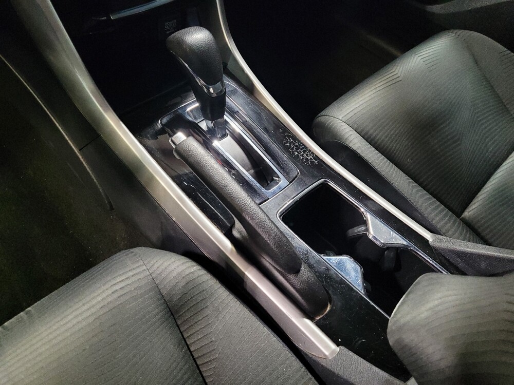 2016 Honda Accord in Gainesville, FL 32609 - 18112715 26