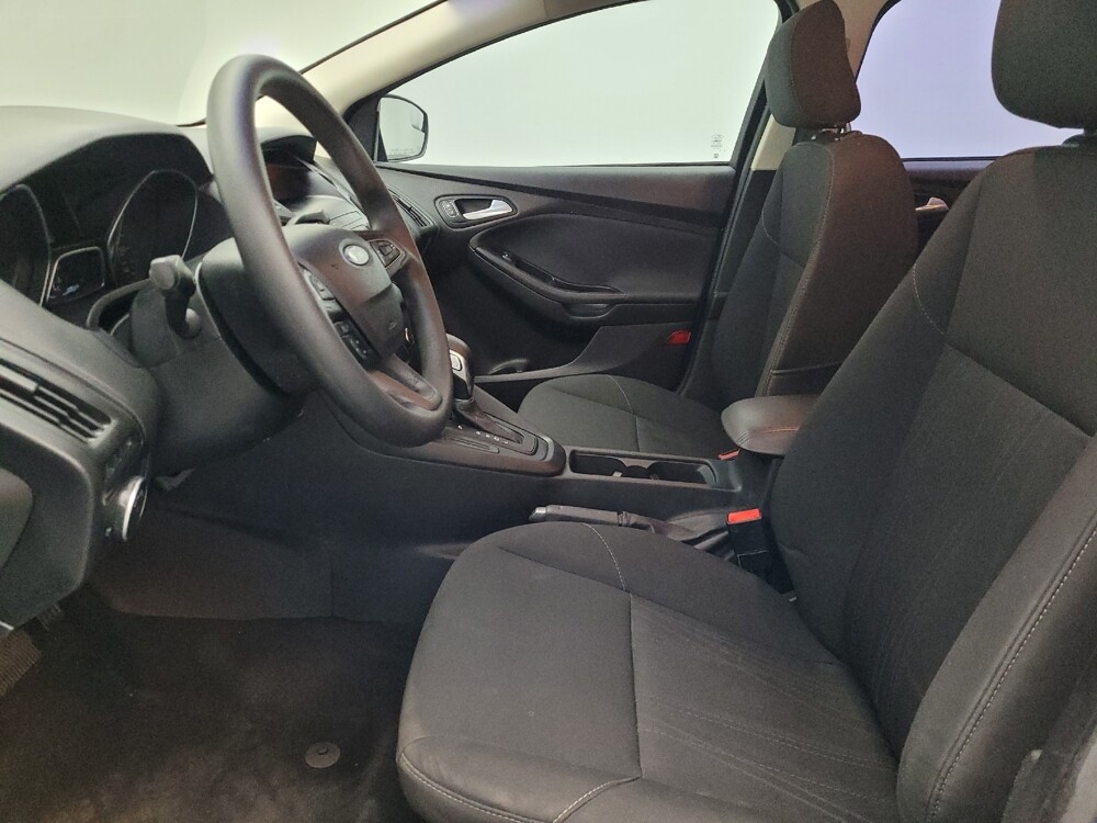 2018 Ford Focus in Sanford, FL 32773 - 18112718 17