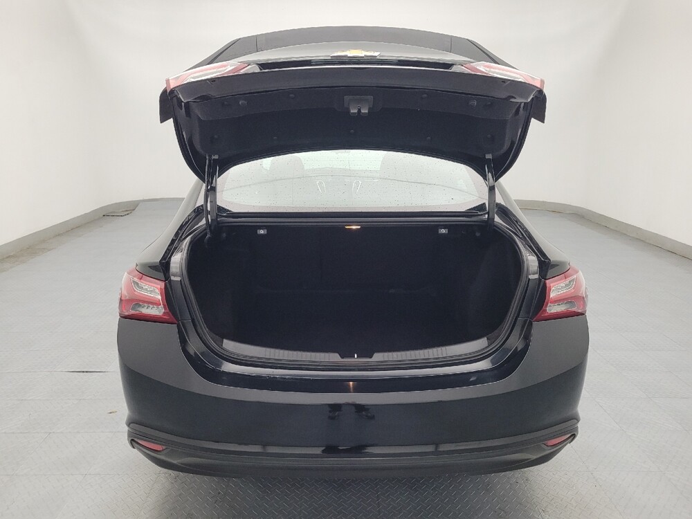 2021 Chevrolet Malibu in Raleigh, NC 27604 - 18112728 29