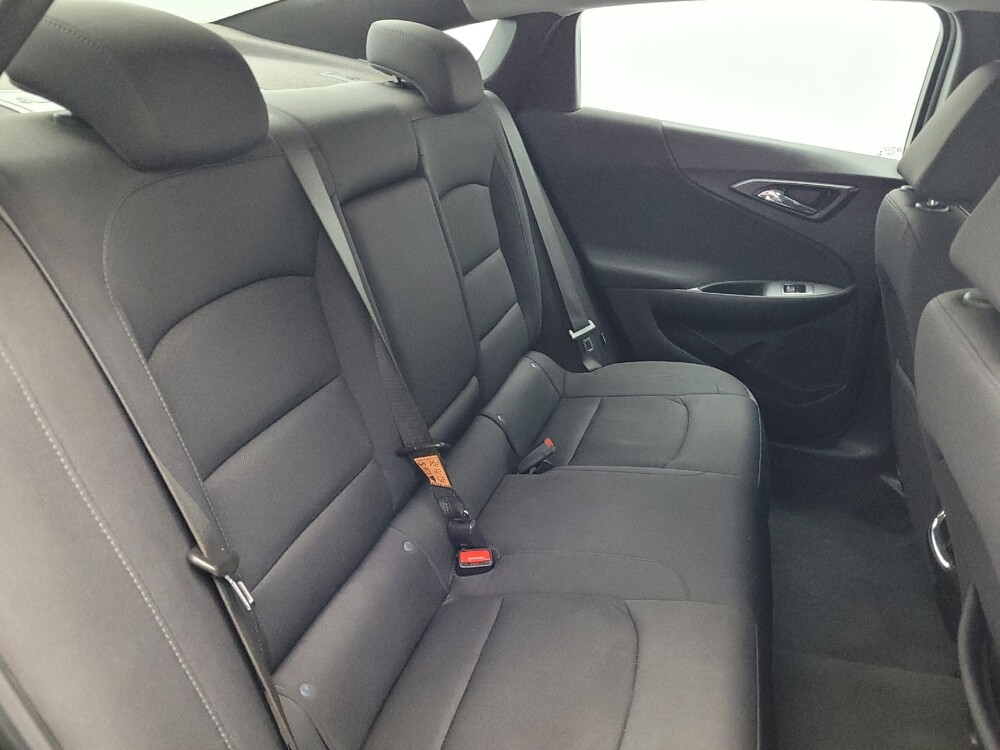 2021 Chevrolet Malibu in Raleigh, NC 27604 - 18112728 19