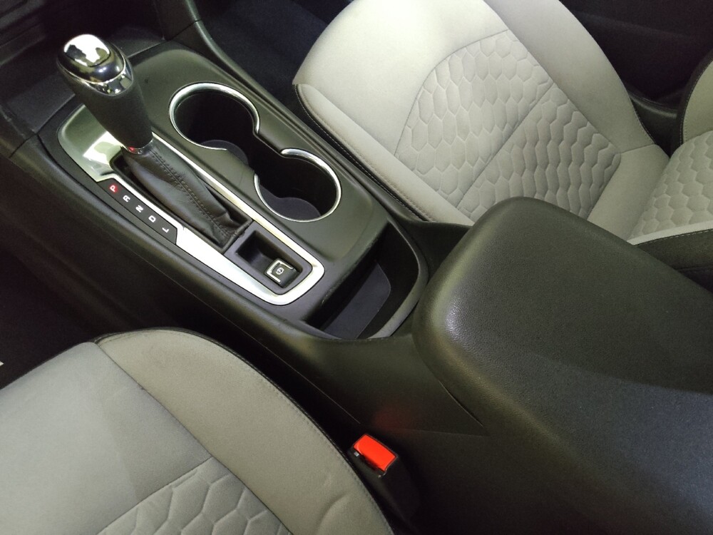 2021 Chevrolet Equinox in Charleston, SC 29414 - 18112730 26