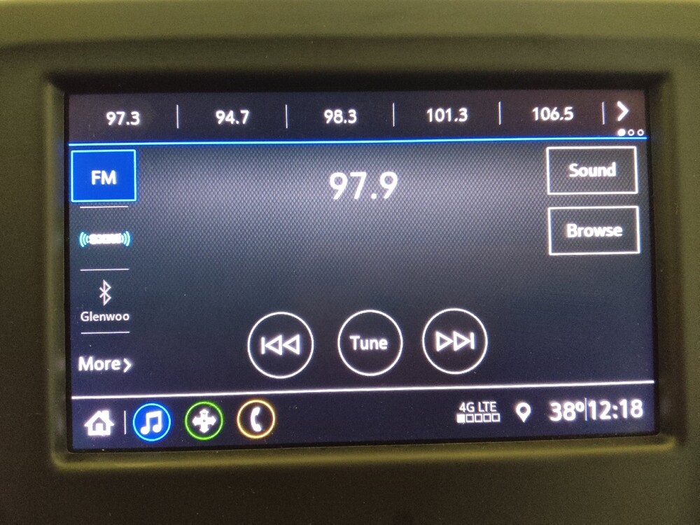 2021 Chevrolet Equinox in Charleston, SC 29414 - 18112730 25