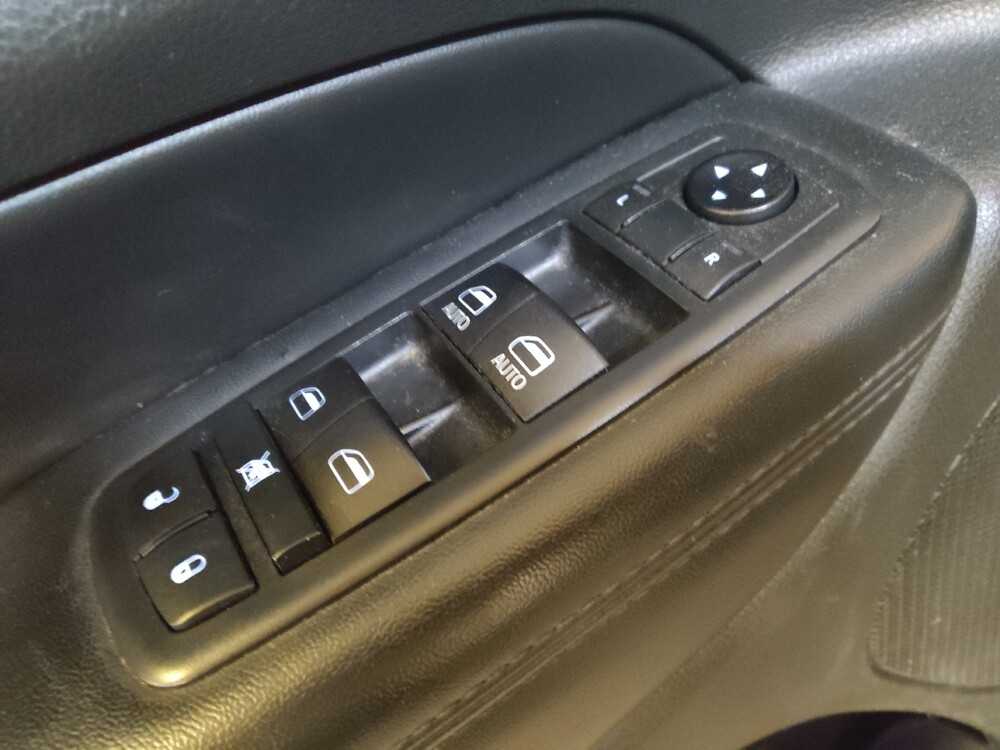 2019 Jeep Grand Cherokee in Columbia, SC 29210 - 18112738 27