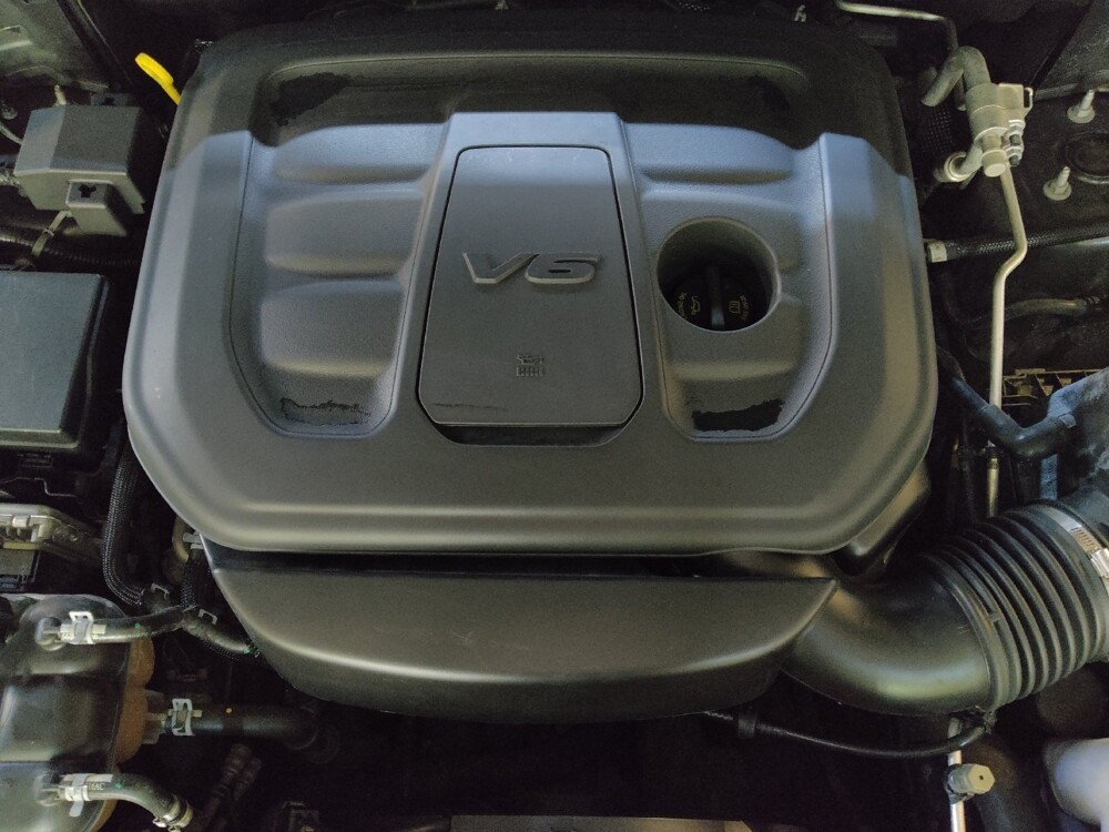 2019 Jeep Grand Cherokee in Columbia, SC 29210 - 18112738 30