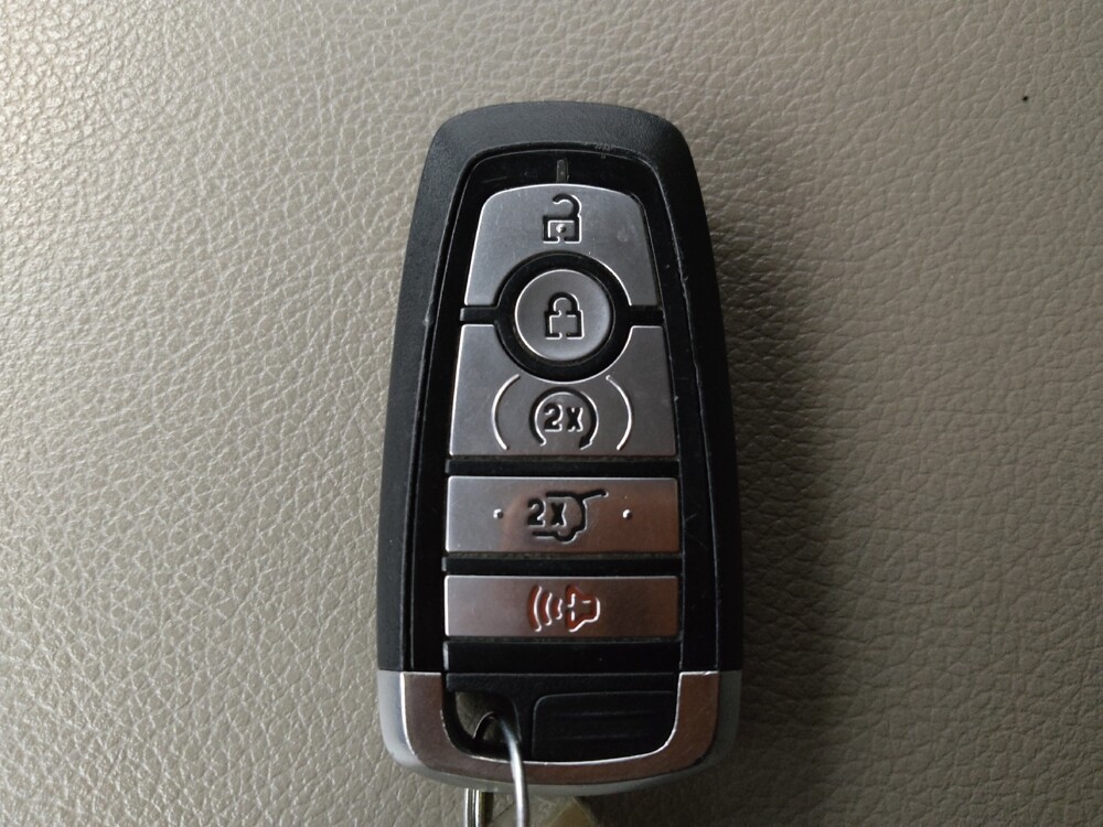 2020 Ford Expedition in Colorado Springs, CO 80909 - 18112752 32