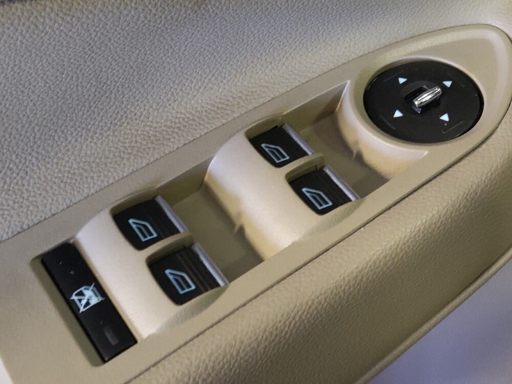 2015 Ford Escape in Houston, TX 77034 - 18112770 27