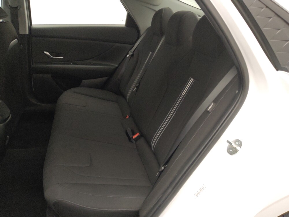 2024 Hyundai Elantra in Houston, TX 77034 - 18112773 18