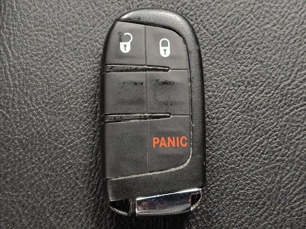 2019 Jeep Compass in Houston, TX 77060 - 18112780 32