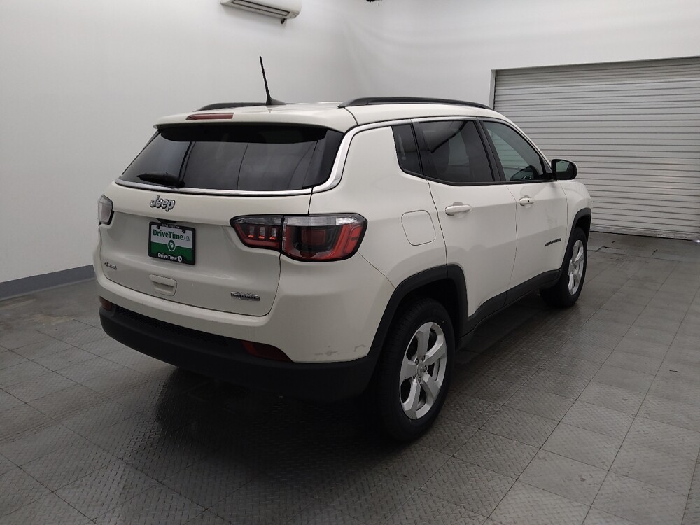 2019 Jeep Compass in Houston, TX 77060 - 18112780 9