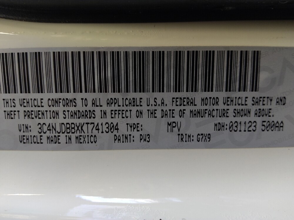 2019 Jeep Compass in Houston, TX 77060 - 18112780 33