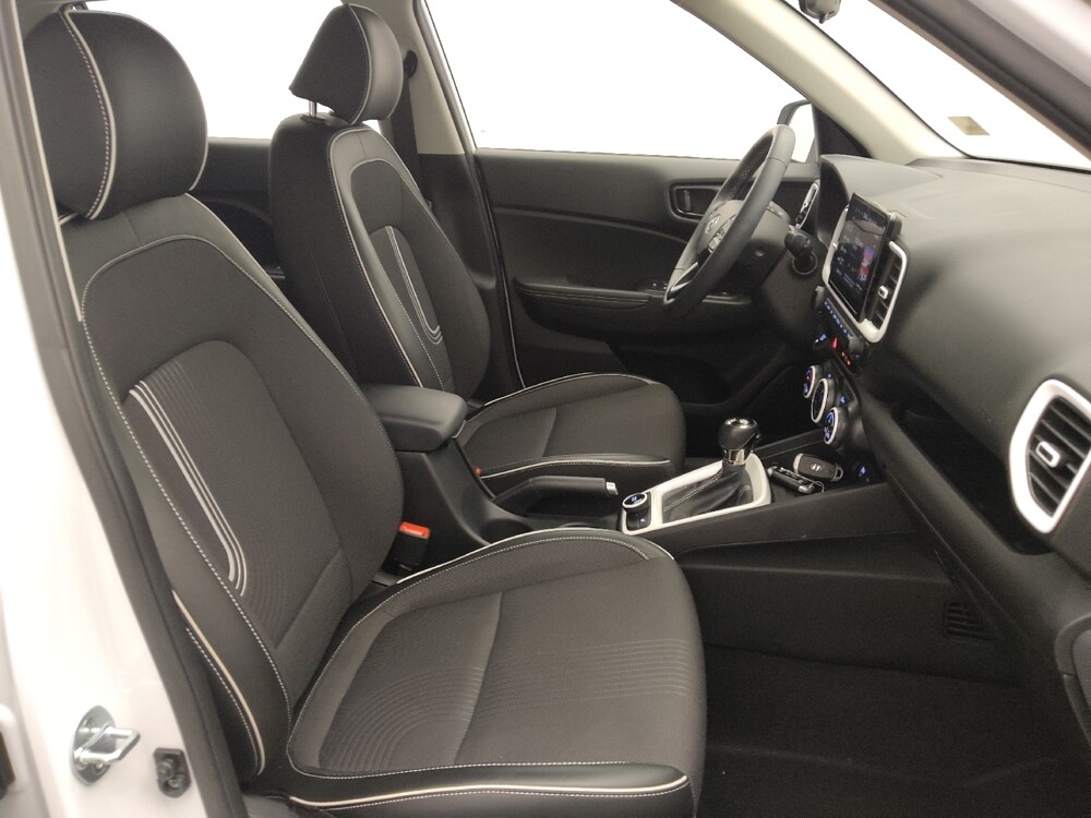 2023 Hyundai Venue in Live Oak, TX 78233 - 18112781 21