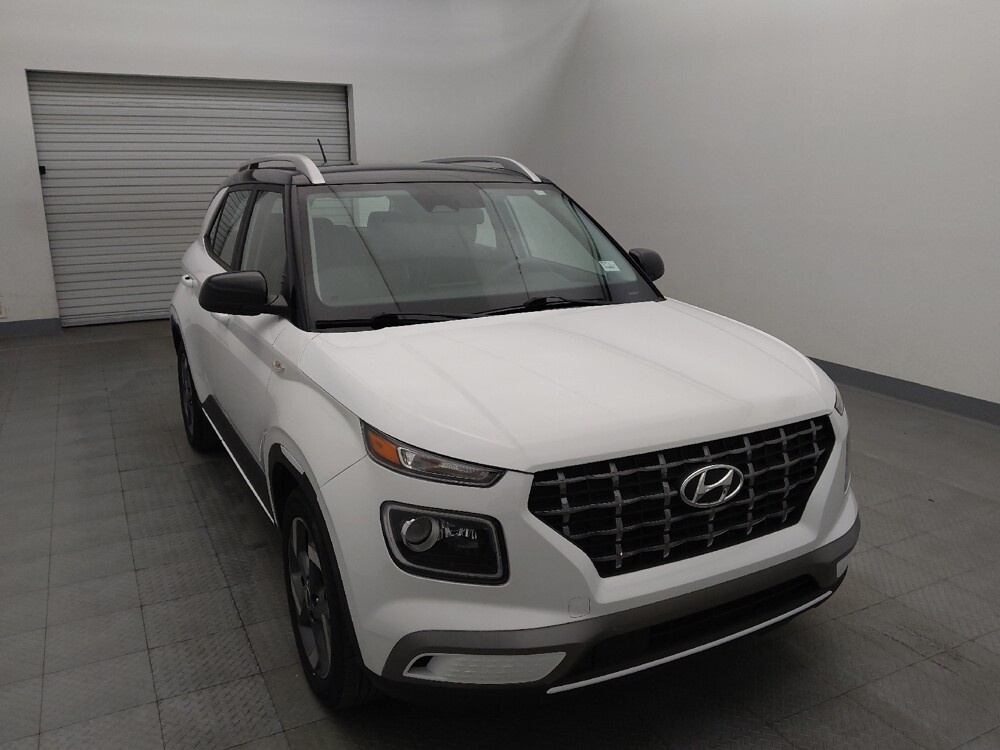 2023 Hyundai Venue in Live Oak, TX 78233 - 18112781 14