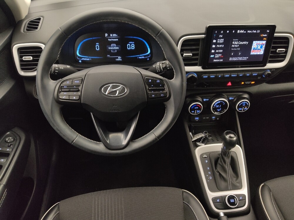 2023 Hyundai Venue in Live Oak, TX 78233 - 18112781 22