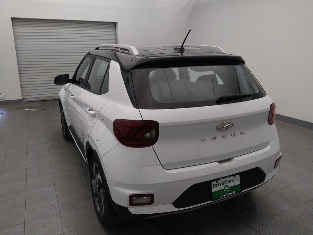 2023 Hyundai Venue in Live Oak, TX 78233 - 18112781 6