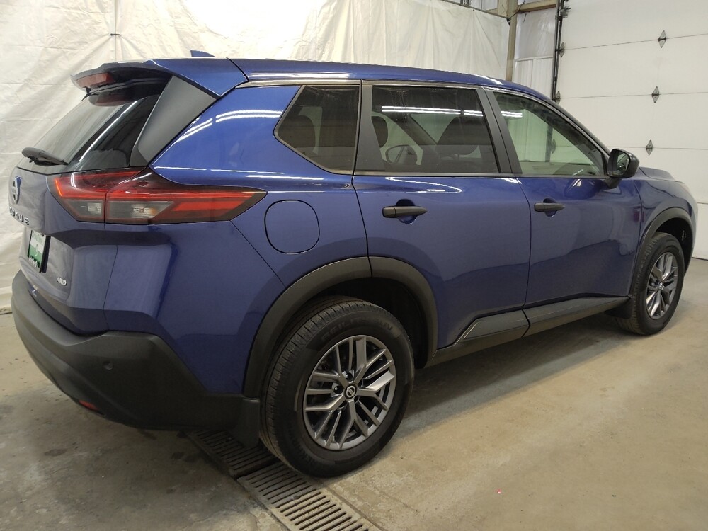 2021 Nissan Rogue in Fairfield, OH 45014 - 18112785 10