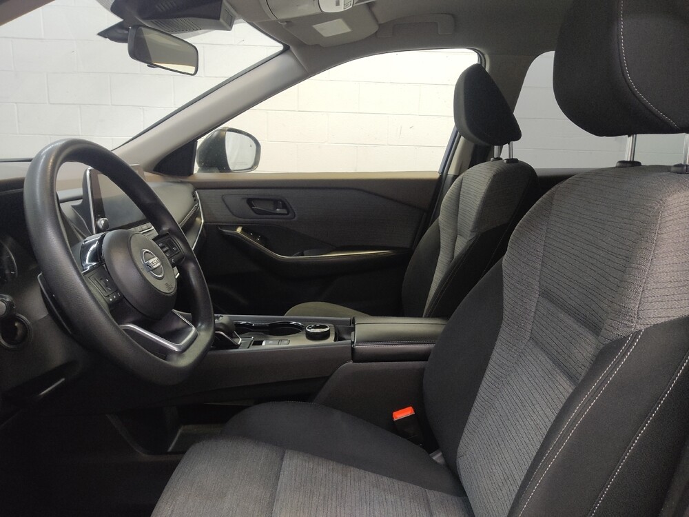 2021 Nissan Rogue in Fairfield, OH 45014 - 18112785 17