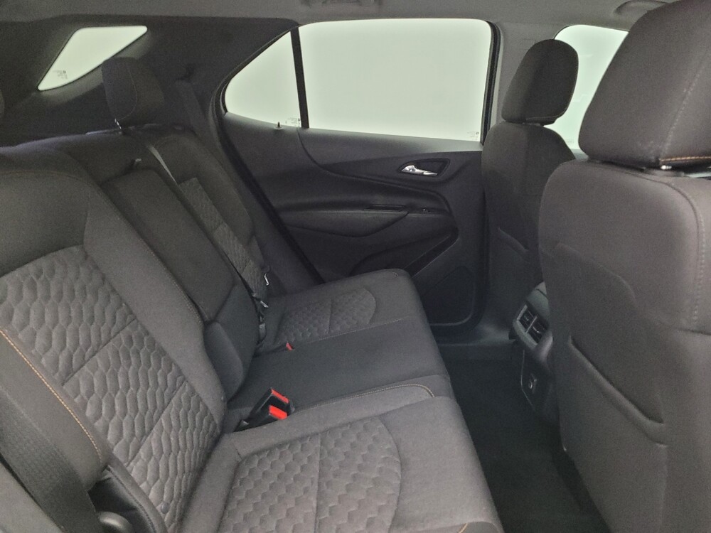 2019 Chevrolet Equinox in Fairfield, OH 45014 - 18112786 19