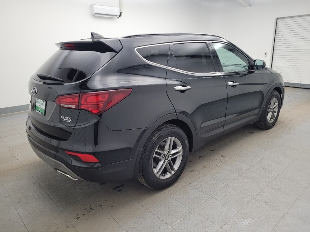 2018 Hyundai Santa Fe in Miamisburg, OH 45342 - 18112787 10