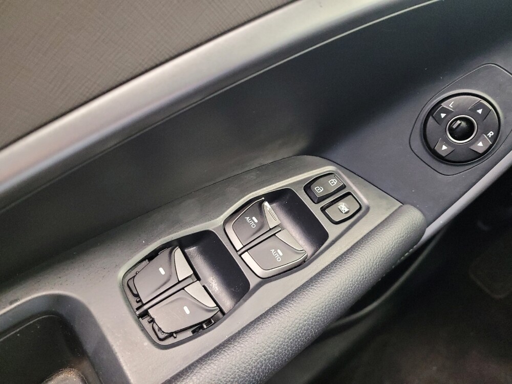 2018 Hyundai Santa Fe in Miamisburg, OH 45342 - 18112787 27