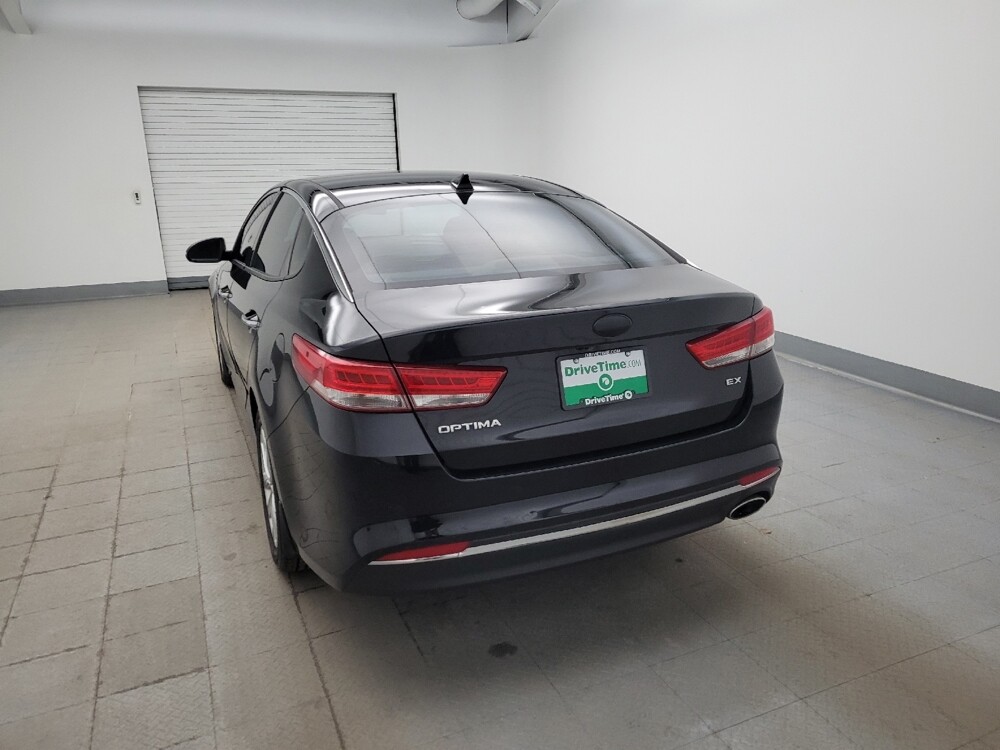 2018 Kia Optima in Columbus, OH 43228 - 18112788 6