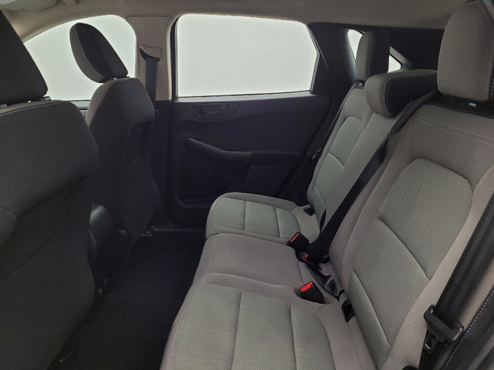 2020 Ford Escape in Miamisburg, OH 45342 - 18112791 18