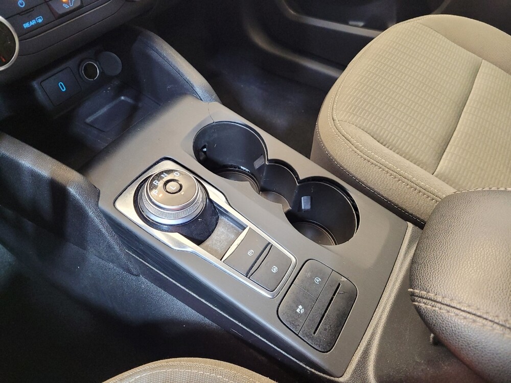 2020 Ford Escape in Miamisburg, OH 45342 - 18112791 26