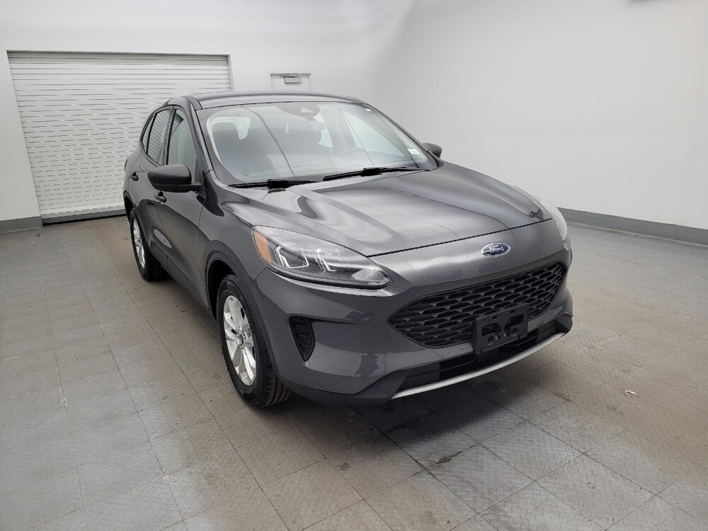 2020 Ford Escape in Miamisburg, OH 45342 - 18112791 13