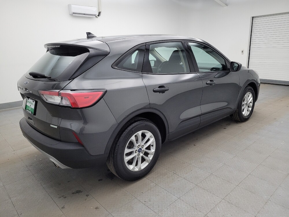 2020 Ford Escape in Miamisburg, OH 45342 - 18112791 10