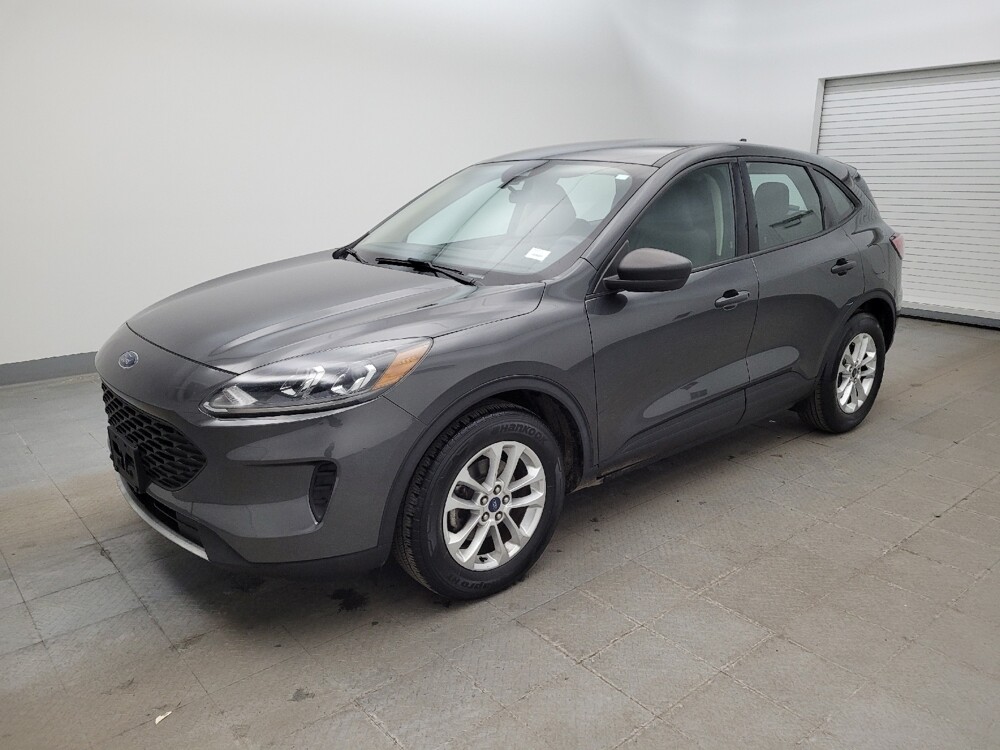 2020 Ford Escape in Miamisburg, OH 45342 - 18112791 2