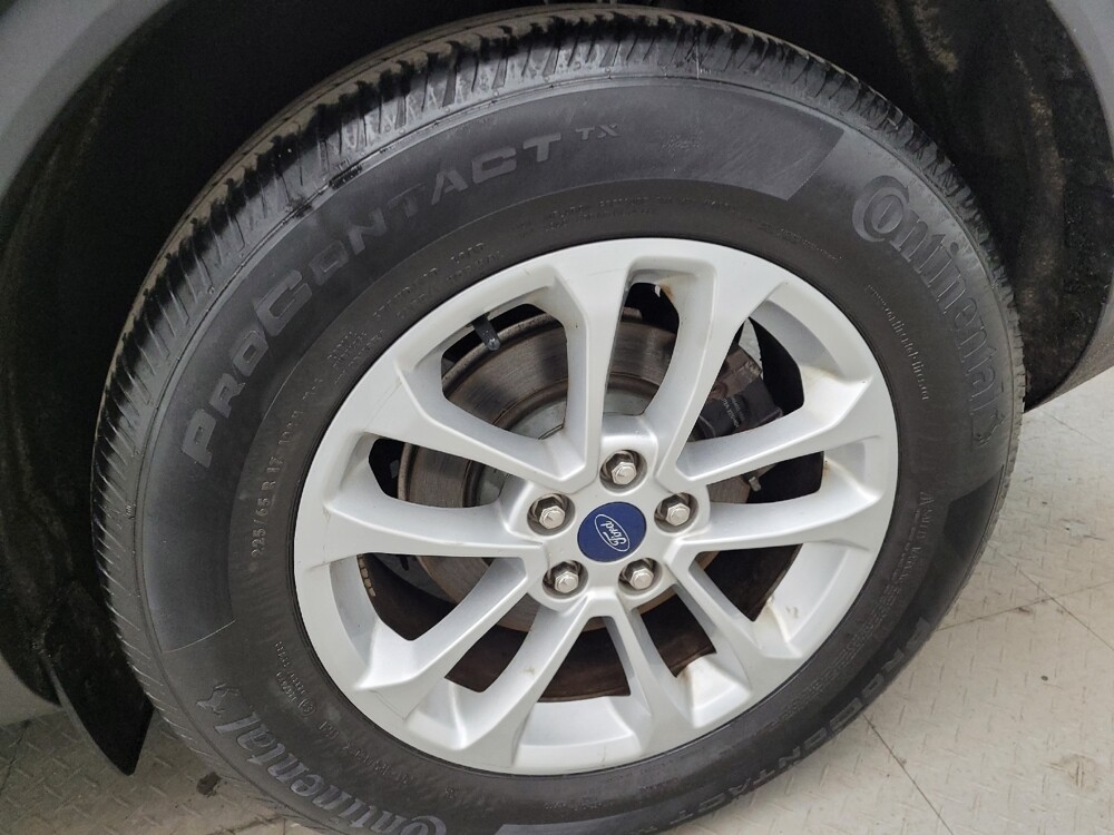 2020 Ford Escape in Miamisburg, OH 45342 - 18112791 31