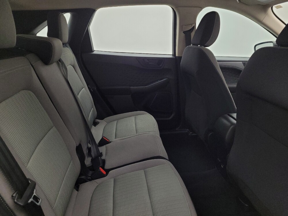 2020 Ford Escape in Miamisburg, OH 45342 - 18112791 19