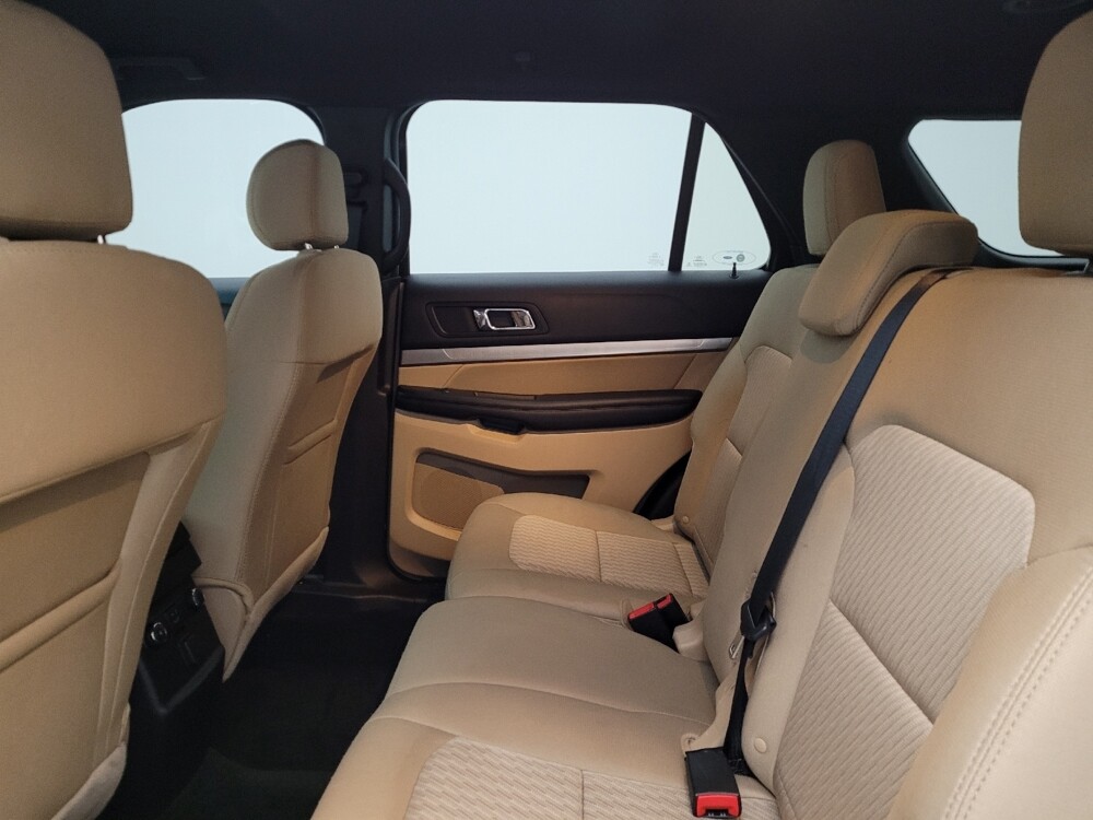 2017 Ford Explorer in Fairfield, OH 45014 - 18112793 18
