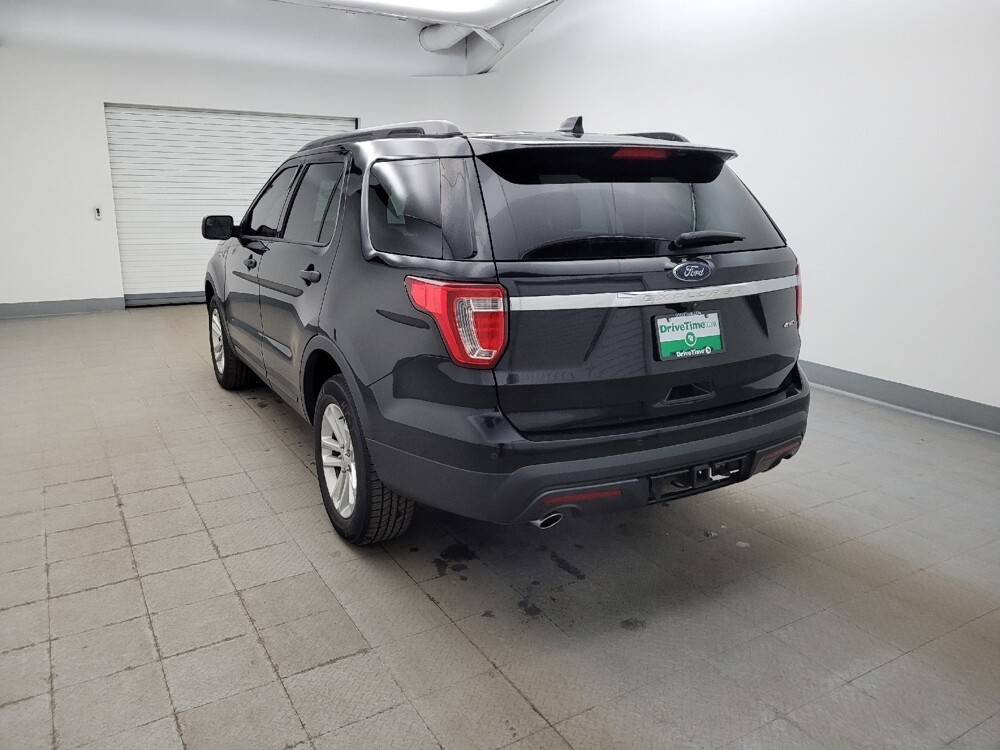 2017 Ford Explorer in Fairfield, OH 45014 - 18112793 5