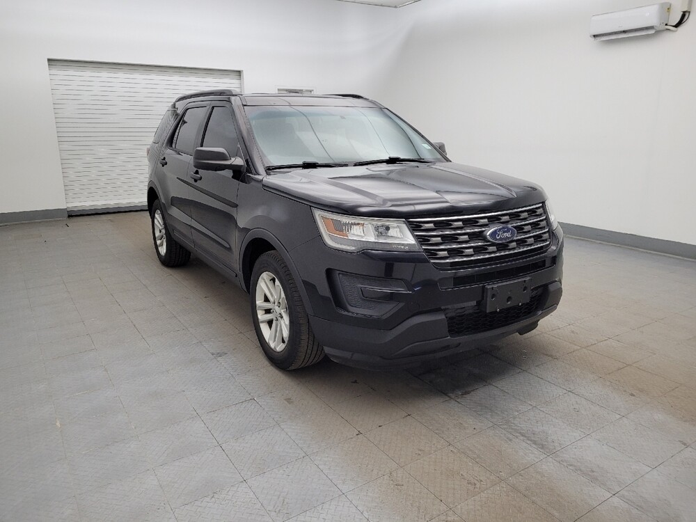 2017 Ford Explorer in Fairfield, OH 45014 - 18112793 13