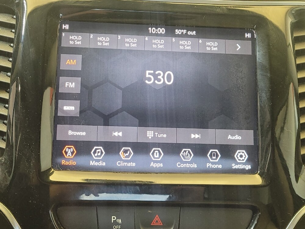 2019 Jeep Cherokee in Fairfield, OH 45014 - 18112795 25